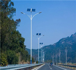 太陽能路燈